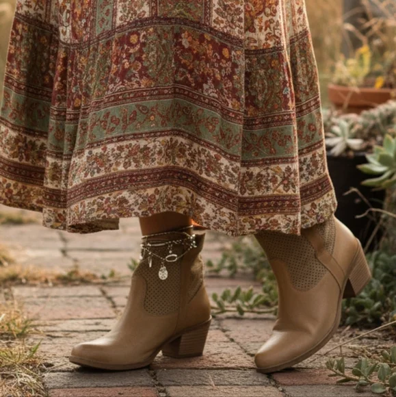 Joe Sanchez Tan Ankle Booties, Suede and Leather Sz 38,western Cowgirl - Picture 1 of 16